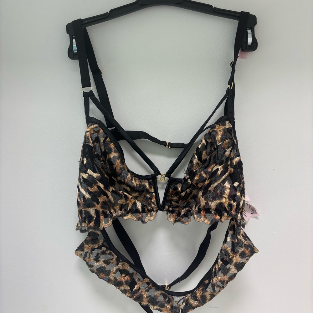 Victoria's Secret Leopard Print Bra